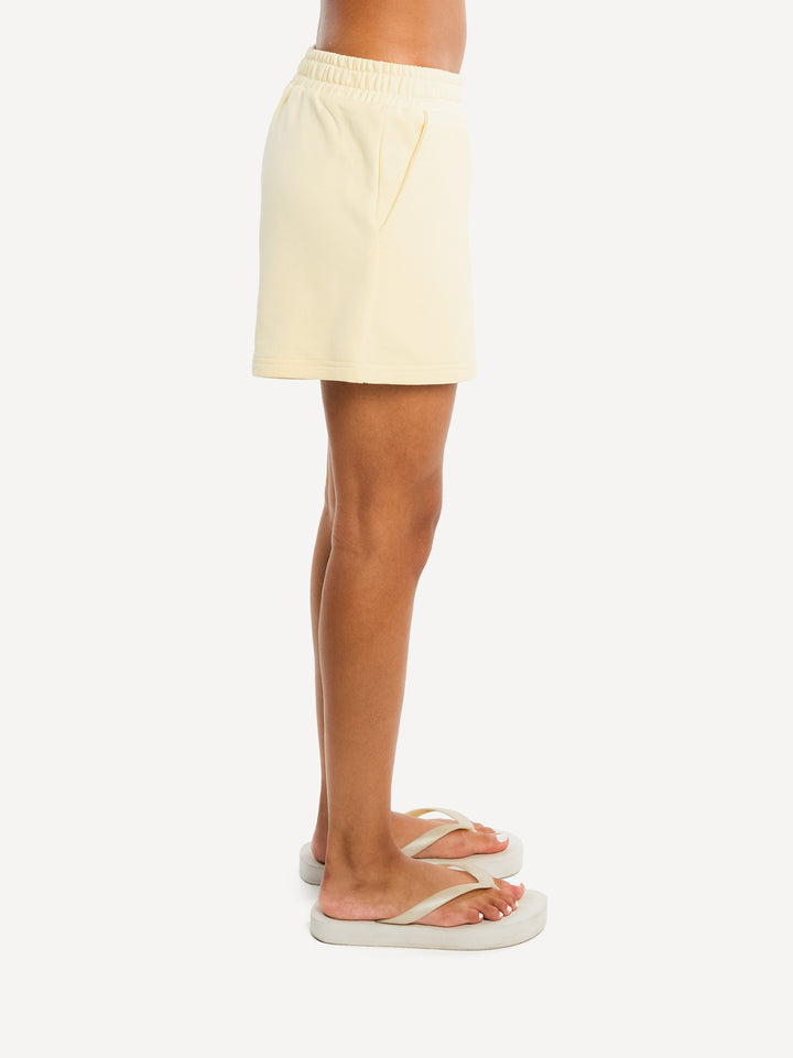 WMN Another Basic Shorts — Dark Brown