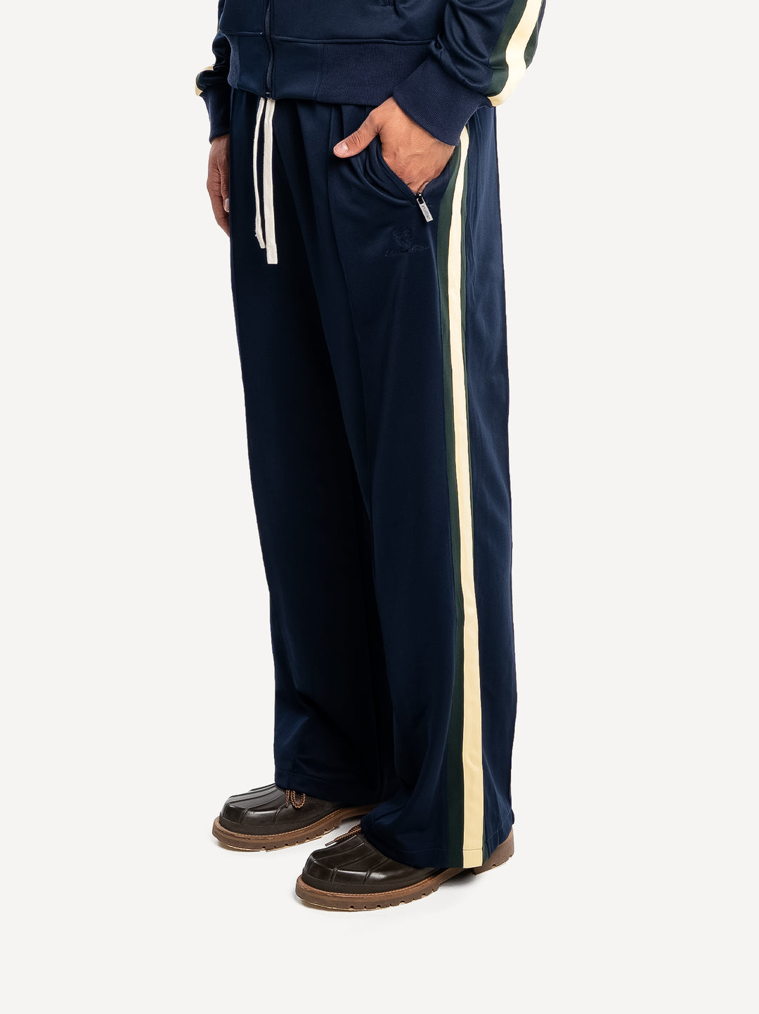 Everyday Wide Fit Track Pant