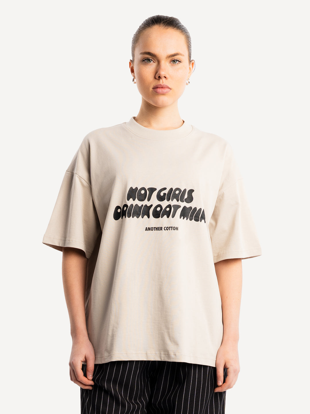 Hot Girls T-Shirt