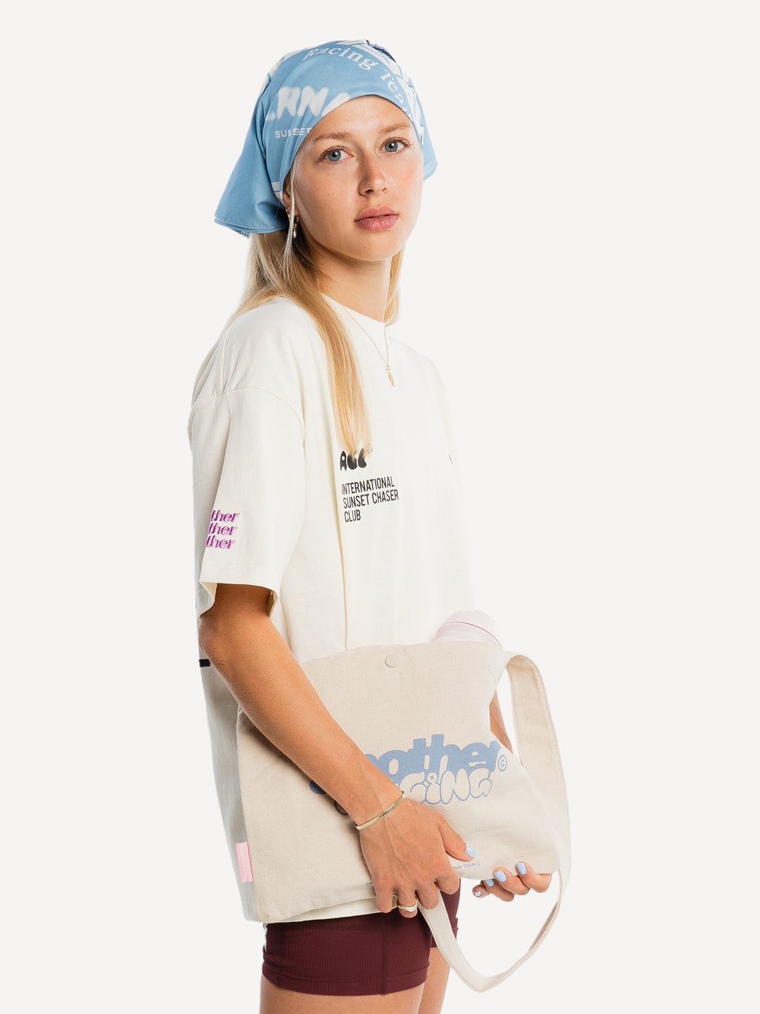 Chasing Sunsets Canvas Musette