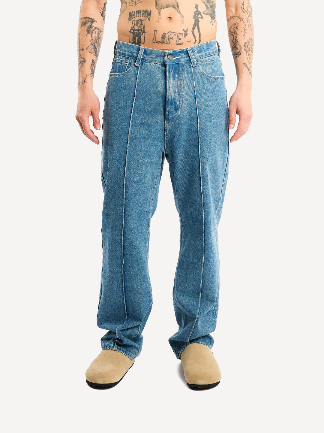 Pleated Wide Fit Jeans